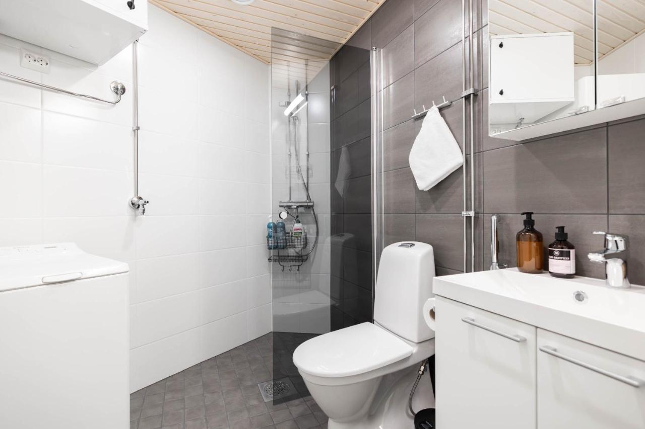 Arctic Golden Sun City Suite Rovaniemi Bagian luar foto